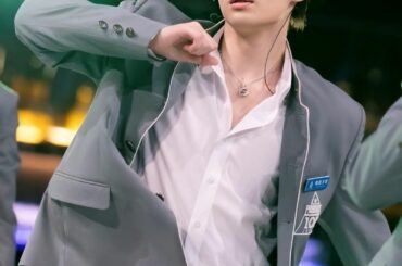 [] JAMの皆さん! こんにちは、こんばんわ。 おやすみなさい。 JO1の鶴房 汐恩です(^^) JO1、2ndシングル「STARGAZER」を8月26...