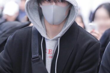 [191220 ICN] Shion, you're looking good at the airport. We miss you ——— ©TWITTE...