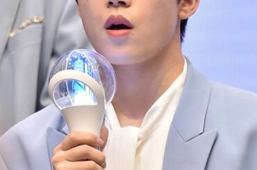 やっぱり本人が持つと高級感？がありますね！
短パン木全も可愛いし、もう楽しみすぎる！！！
#木全翔也
#kimatasyoya #jo1…