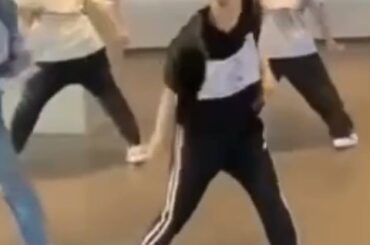 きまさんの引きつけ方がとっっっっっっても好きなのですが、分かる方いますか！？！？  なんか、色気があるというか魅せられてる感じがとてもいい(?)
#木全翔也
#…