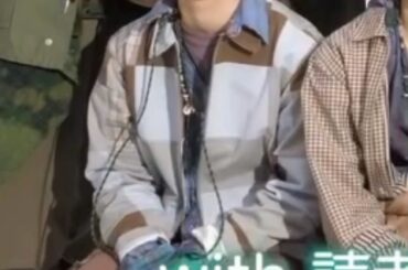 やぁぁぁああ可愛いぃ！！！！！！！！
あざといぞ！きまさん！！笑笑  と思いきやキメ顔でポーズだし  もうこんなの、せーのっ
・
・
・
・
・
・
・
・
・…