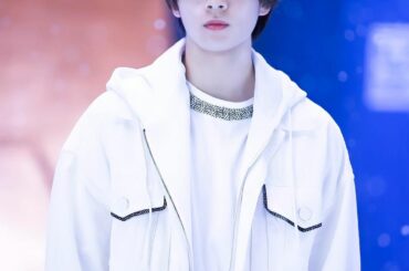 JO1 1ST ALBUM『The STAR』
2020.11.25 Release  キラキラ輝いていた
「Shine A Light」MVビハインドショット…