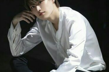 美しい…
隠れ輪郭フェチの我にはたまらんな(/// ^///)
#jo1 #jo1好きな人と繋がりたい#thestar #白岩瑠姫 #白岩瑠姫好きな人と繋がりた…