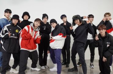 #伝えられるなら リリース記念
生配信ご視聴ありがとうございました  メンバー個人ショットはFCをチェック
▷  #JO1
#STARLIGHT_DELUXE