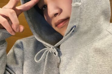 見てくれてありがとうー！！
イントネーション難しい！
でもたのしかったー！！！またしたいね！おやすみ〜！！  #ONTACT_WITH_JO1 
#JO1 #大