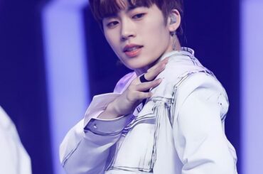 born to be wildの衣装本当に最高
耳から指までみんなアクセサリージャラジャラとかスタイリストさん神ですか………  #木全翔也 #kimatasyo…