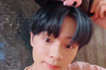 [#鶴房汐恩]
あなたは、ポチャしお派？
それともクロしお派？  俺もクロしおだな、んーはあああ！！！  #JO1 #TSURUBOSHION