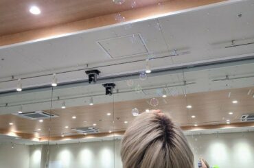 [#木全翔也]
センセー！
しょーせーくんが部屋でシャボン玉やってまーーーす！！！  #JO1 #KIMATASYOYA