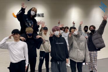 JO1 FCコンテンツ
『JO1交換日記』更新  佐藤景瑚です！  今年ももうあと少しで終わりです。
なので今年の感謝をメンバー一人一人にいいます。  …続きは