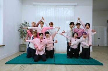 #Hi_JO1 今週も見てくださり
ありがとうございます！！！  今回は11人で
セルフ家族写真を撮りました~
ハピネス  #JO1