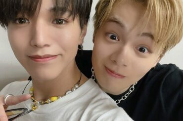 [#鶴房汐恩]
しょせ！誕生日おめでとう！
いつもいじりまくってごめんな！
しょせがおもろいからやってまうねん。しょせもおもろくなりたいやろ？
一石二鳥や！
天