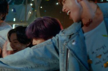 JO1｜’With Us’ Official MV
OUT NOW  #JO1 #KIZUNA #With_Us…