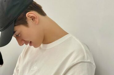 [#川尻蓮]
けいごちゃん誕生日おめでとう  これからもピュアなままで、たくさんの人を幸せにしてください！  いつもありがとう！  #HAPPYKEIGODAY