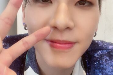 [#川尻蓮]
自撮りはピース一本でやらせてもろてます  #JO1 #KAWASHIRIREN