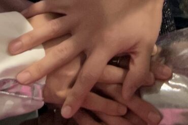 [#與那城奨]
ツアーありがとうございました！
最後にあんなサプライズまで
していただいて本当に幸せです！！  そしておまたせいたしました
最後の #KIZUN