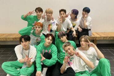 [#木全翔也]
JO1デビュー1000日
ありがとうございます！！  沢山困難もある中
こうやって活動し続けていられるのは
応援してくれてるみんながいるおかげで