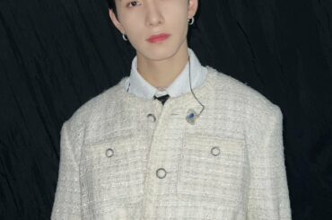 [#佐藤景瑚]
今回ANNXスペシャルライブ2023の
MCとパフォーマンスをさせていただきました！
るきくんおれがんばったよ
やっぱりMCはるきくんじゃないと