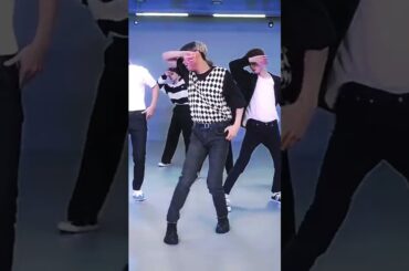 Ren is untouchable...⚠️#jo1 #fyp #おすすめ #shorts #川尻蓮 #kawashiriren