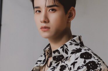 𝟳𝗧𝗛 𝗦𝗜𝗡𝗚𝗟𝗘 < 𝗧𝗥𝗢𝗣𝗜𝗖𝗔𝗟 𝗡𝗜𝗚𝗛𝗧 >
2023.4.5 (WED) RELEASE  ARTIST PHOTO
#佐藤景瑚 #