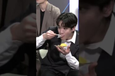 タイ料理を食べるJO1 #河野純喜 #jo1