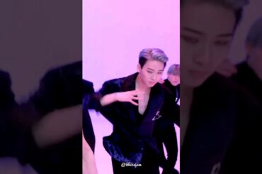 Ren doing this particular dance move in Mugendai (Infinity) 🔥 #KingOfStage_Ren #川尻蓮しか勝たん