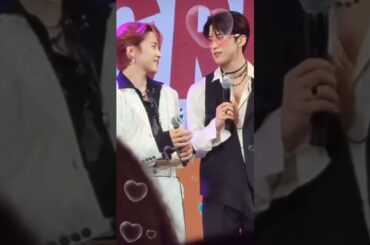 河野くんを見つめすぎな川西さん