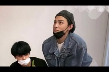 蚊を追う演技が可愛すぎる川西拓実