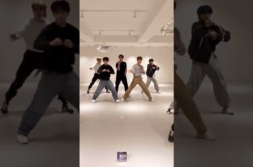 JO1 SuperCali 鶴房汐恩 チッケム