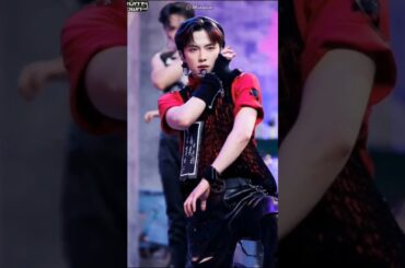 I personally like this outfit of Junki a lot! #JO1 #konojunki #junki #河野純喜 #純喜 #코노준키 #제이오원 #ジェイオーワン