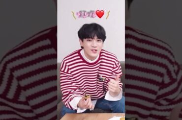 [JO1/제이오원] 마메쨩의 귀여운 월병 먹방 豆原 一成 #shorts