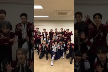 JO1 | 'Tiger' with 新しい学校のリーダーズさん ありがとうございました🐯 #新しい学校のリーダーズ#ATARASHIIGAKKO#JO1 #Tiger