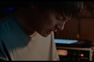 JO1・川西拓実の切ない涙…映画『バジーノイズ』Trailer [AZUR edition]