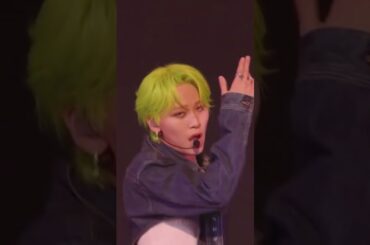 Ren dancing like visual poetry in the Love&Hate performance 💙🦊#川尻蓮 #KAWASHIRIREN #RENKAWASHIRI #JO1