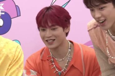 JPOP JO1 SHO WITH TOPPLE PIZZA GAME