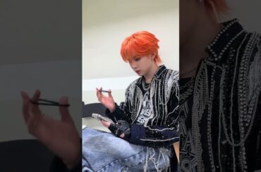 250404 @JO1_official Update 'Bang 🍊' #JO1 #KawashiriRen #Ren #川尻蓮 #蓮くん #카와시리렌 #제이오원 #ジェイオーワン