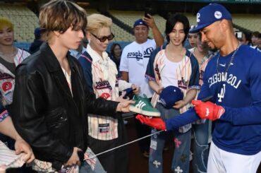 【感動の嵐】🌪️JO1がドジャース球場を揺るがす！川西拓実「信じられない…あの靴にサインを…」😭💙