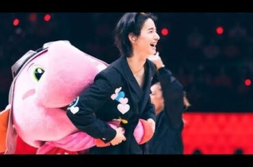 JO1・佐藤景瑚、B.LEAGUEイベントにサプライズ登場　超満員アリーナでも“バナナ”アピール