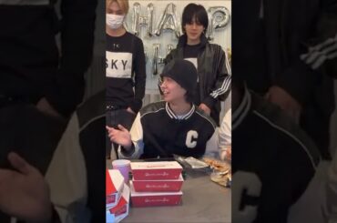 こういう配慮ができる瑠姫くんが大好きだし結局最後に本音出ちゃってる純喜くんが可愛くてニコニコ＾＾ #JO1 #shorts