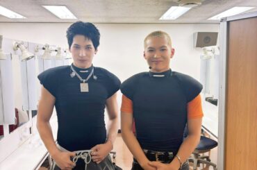 THE JET BOY BANGERZ Hinata Twitter Update with Sukai (250930) - I didn't think my unusual clothes would ever overlap with Kinjo Sukai's, but they're actually exactly the same!