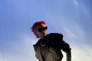 Ren Instagram Update (251022) - Handz In My Pocket has been released! 👖