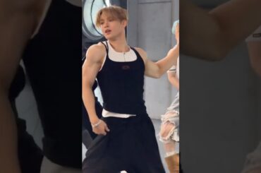 #與那城奨 #yonashirosho #jo1 SHO Focus Cam 𝐉𝐎𝟏 𝟏𝟎𝐓𝐇 𝐒𝐈𝐍𝐆𝐋𝐄 “𝐇𝐚𝐧𝐝𝐳 𝐈𝐧 𝐌𝐲 𝐏𝐨𝐜𝐤𝐞𝐭”