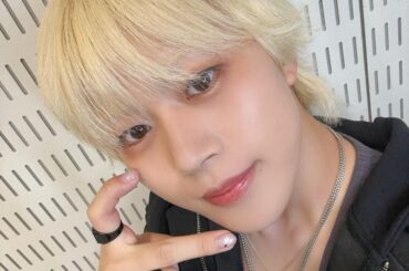 JO1 Weibo Update with Syoya (251222) - #JO1SuperTopicBlindBoxSurpriseProject (Q&A translated in comments)