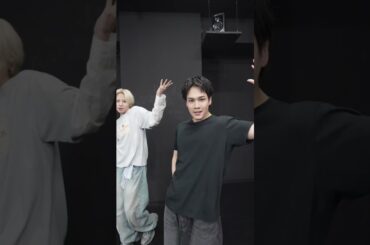 #JO1 | 'Breezy Love' #REN x #MAME #JO1_BreezyLove #川尻蓮 #豆原一成 #shorts