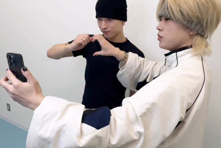 JO1 TikTok Update with Syoya & Sukai (260307) - Did you get it? The max love.