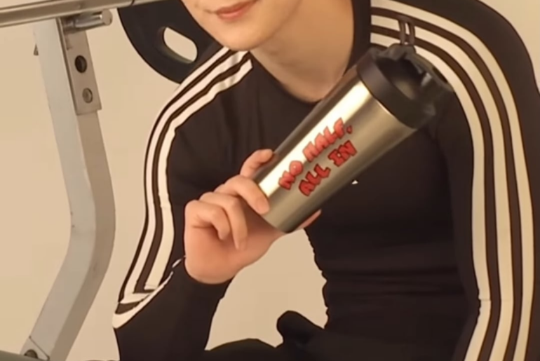 JO1 TikTok Update (260319) - Member Produce Goods (Short Shooting Behind - Mame)