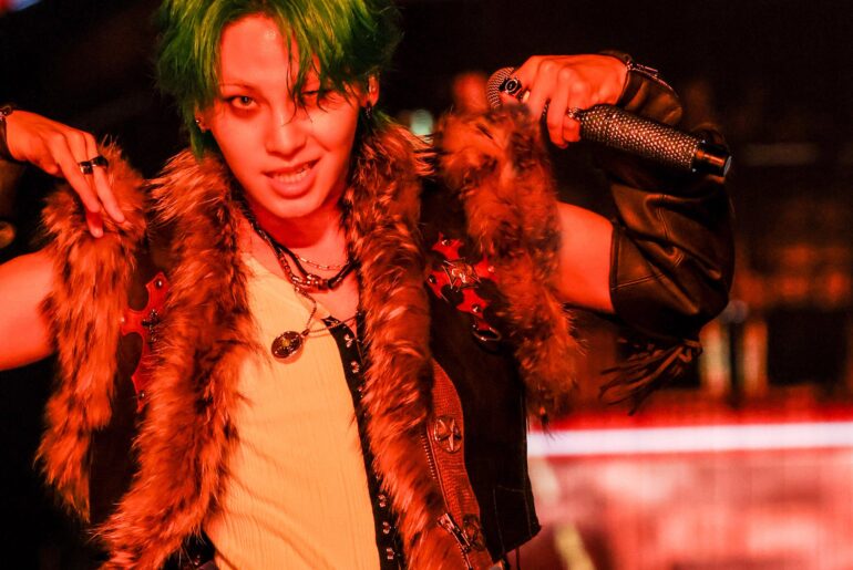 Ren Twitter Update (260428) - [Caption this photo] #DefinitelyAnAntagonistCharacter