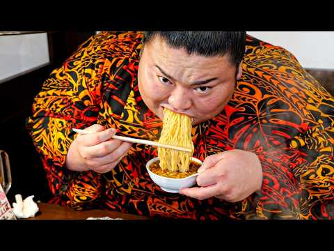 Hungry Sumo Wrestlers Ate a Mountain of Yakiniku🥩 — Followed by Ramen🍜