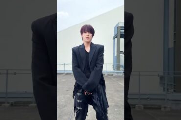 #JO1 | 'WHATCHA DOIN' #JUNKI Describe your reaction to the MV!#JO1_WHATCHADOIN #河野純喜 #shorts